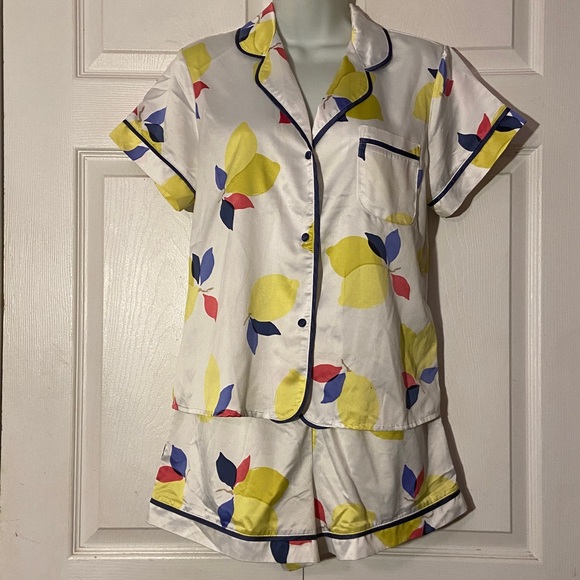 Kate Spade New York Lemon Print Short Satin Pajama Set Size M Lounge Sleepwear - Picture 3 of 6
